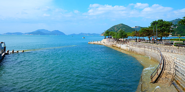 Central to Victoria Harbour